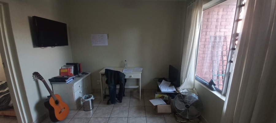 1 Bedroom Property for Sale in Die Bult North West